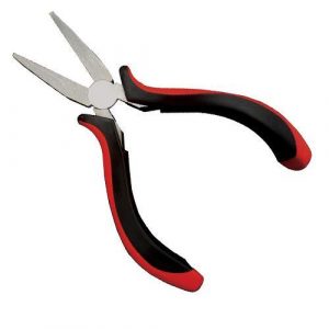 Pinza punta chata aislada 5 "