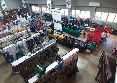 Vista aérea del Salón exhibidor Fubral